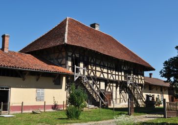 Étude préalable à la restauration du manoir de Malmont (Ain)