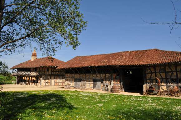 Étude patrimoniale de la ferme de la Forêt (Ain)