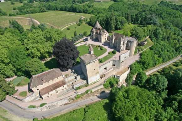 Château de Couches (Saône-et-Loire)