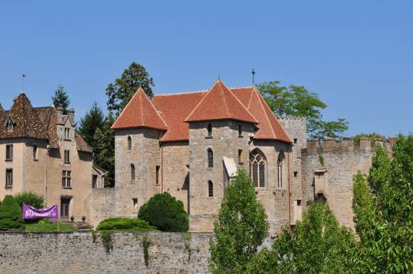 Château de Couches (Saône-et-Loire)