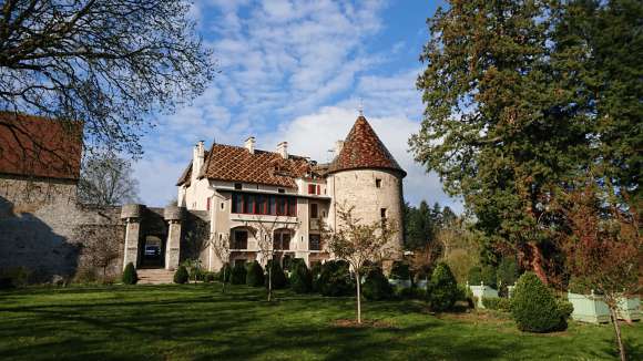 Château de Couches (Saône-et-Loire)